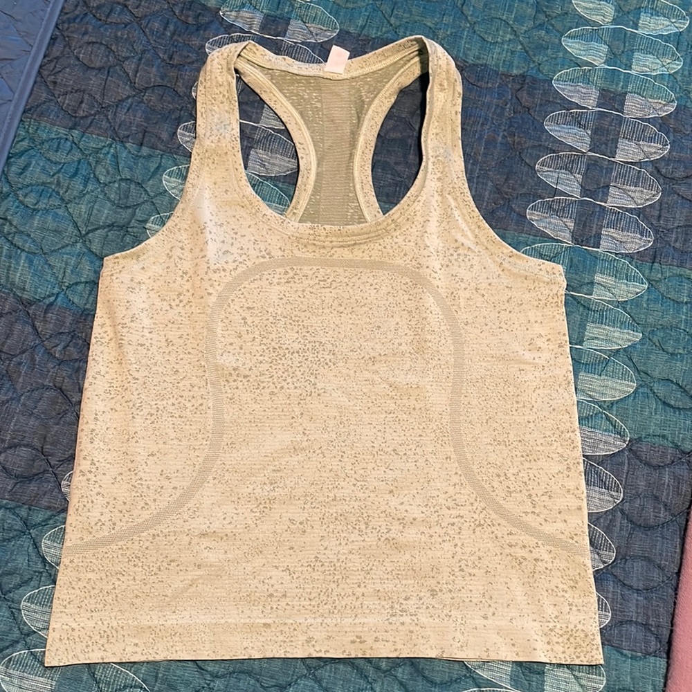 Lululemon Racerback race length swiftly